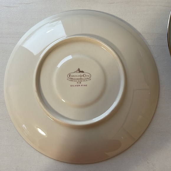Franciscan 6 saucers - Picture 3 of 4